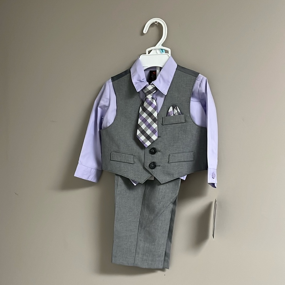 3/6 month outfit (4 piece)